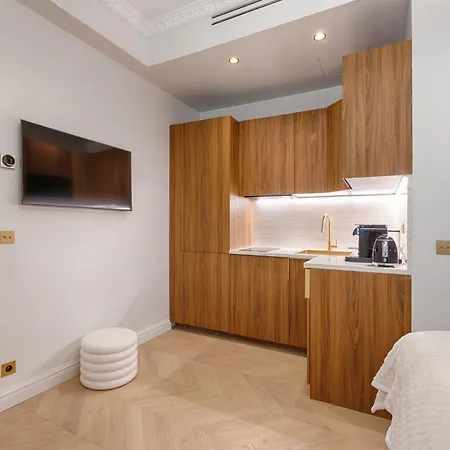 Appartement Cozy Cocoon Sur Champs-elysees Avec Ac *